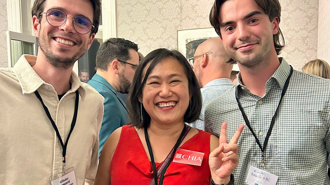 Commercial real estate professionals, property owners, developers, and investors networking at the 2025 Québec City Fall Real Estate Cocktail.